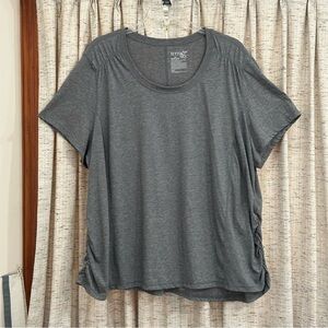 Terra & Sky Plus Size Scoop Neck Shirred Side Tee - 4X